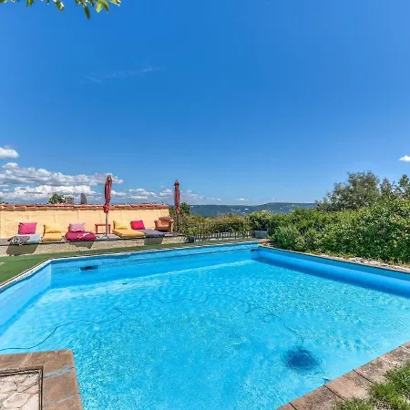 Provincial In Provence With Swimming Pool Nyaraló *