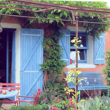 Provincial In Provence With Swimming Pool Nyaraló