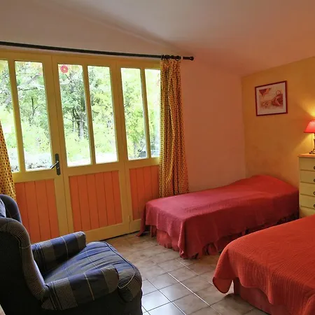 Nyaraló Provincial In Provence With Swimming Pool Simiane-la-Rotonde
